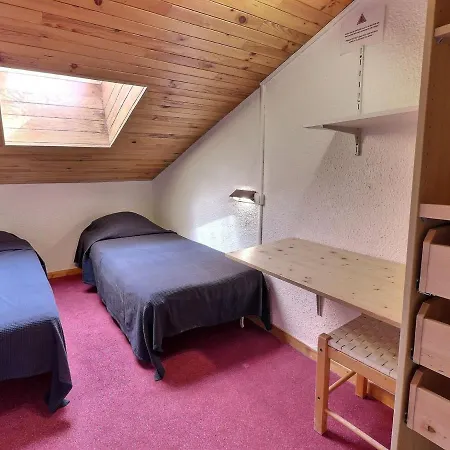 Duplex 3 Pieces Avec Mezzanine, Cheminee, Balcon Et Internet Gratuit - Pied Des Pistes - Fr-1-182-61 Apartment Meribel
